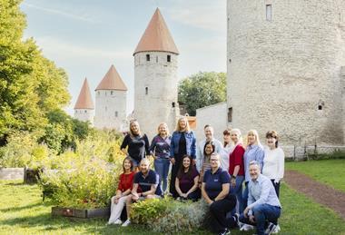 TCBC Tours team and teachers in Tallinn