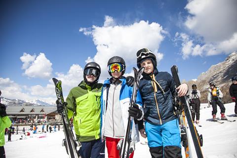 Students on a Halsbury Ski trip