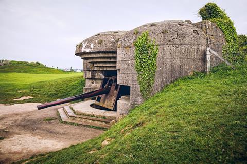 Longues-Sur-Mer battery
